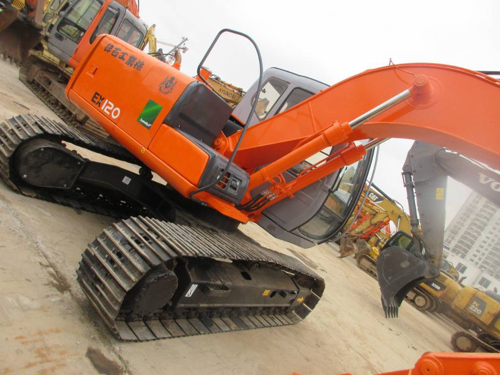 Crawler excavator Hitachi EX 120-3: picture 7