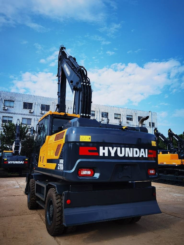 Hyundai HW 210 A - Wheel excavator: picture 2 Hyundai HW 210 A - Wheel excavator: picture 2