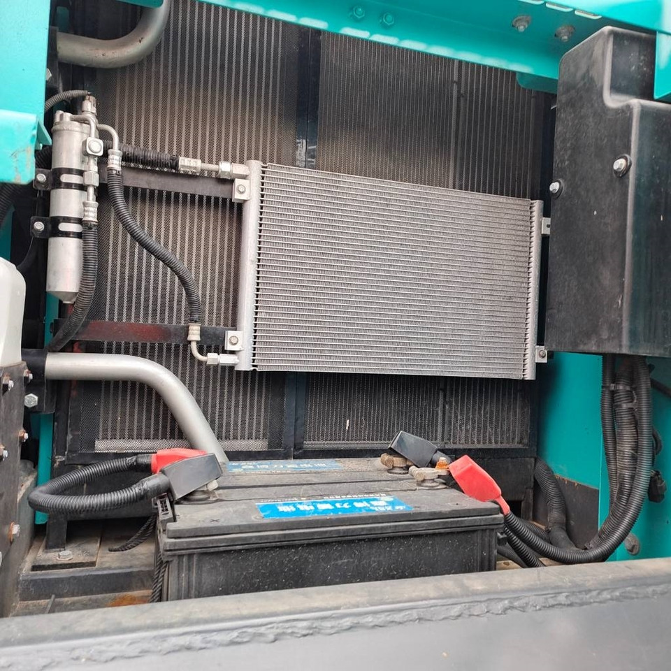 Kobelco SK 200 - Crawler excavator: picture 3 Kobelco SK 200 - Crawler excavator: picture 3