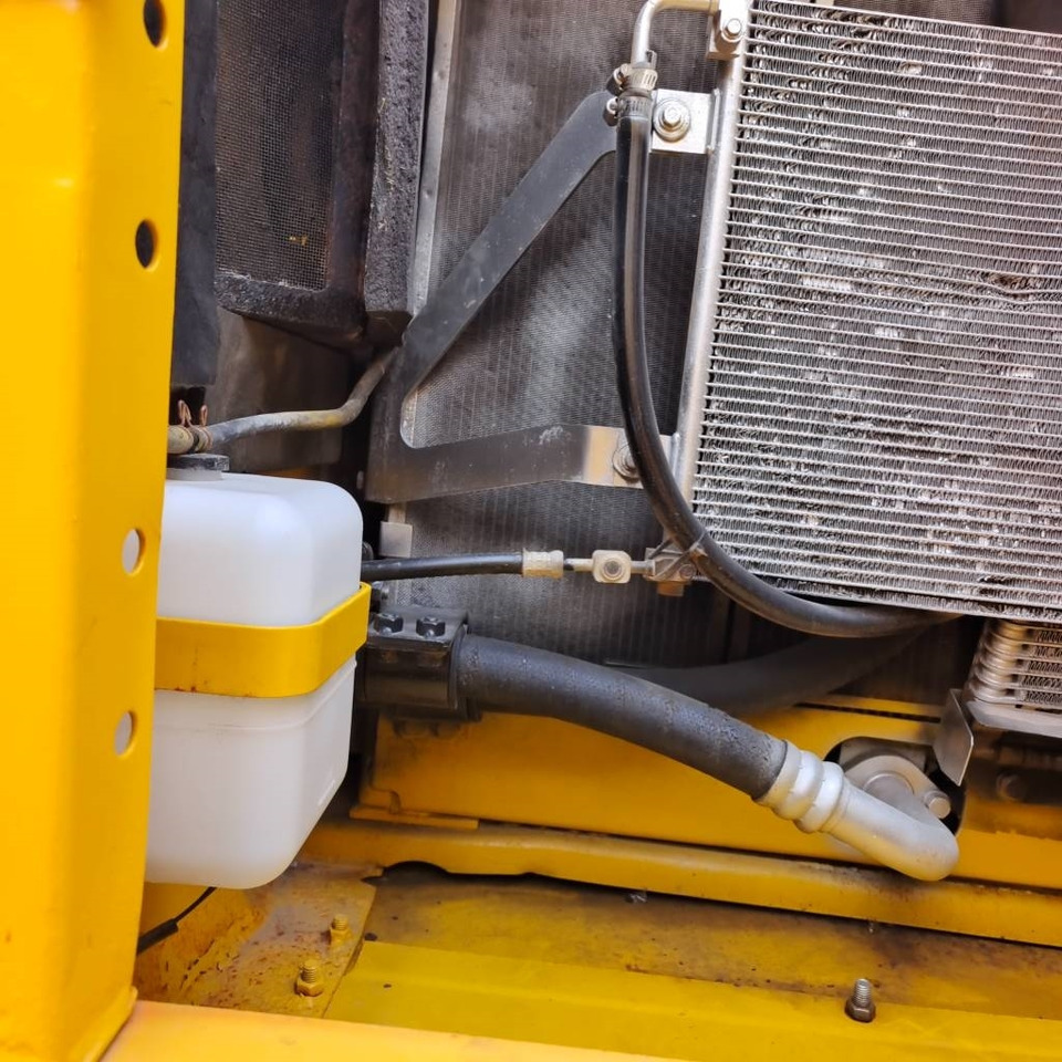 Komatsu PC 200-8 - Crawler excavator: picture 5 Komatsu PC 200-8 - Crawler excavator: picture 5