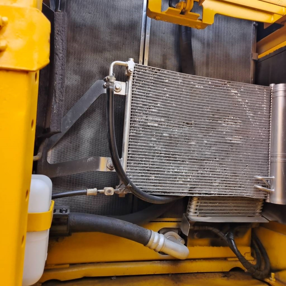 Komatsu PC 200-8 - Crawler excavator: picture 4 Komatsu PC 200-8 - Crawler excavator: picture 4