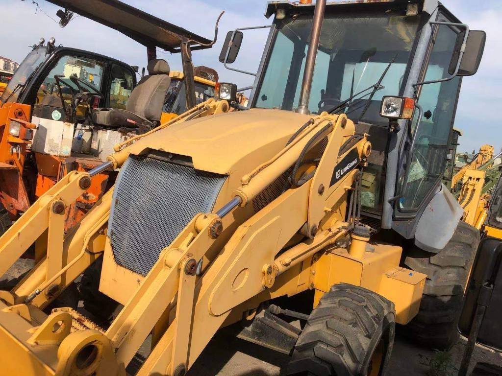 LiuGong 777A - Wheel loader: picture 4 LiuGong 777A - Wheel loader: picture 4