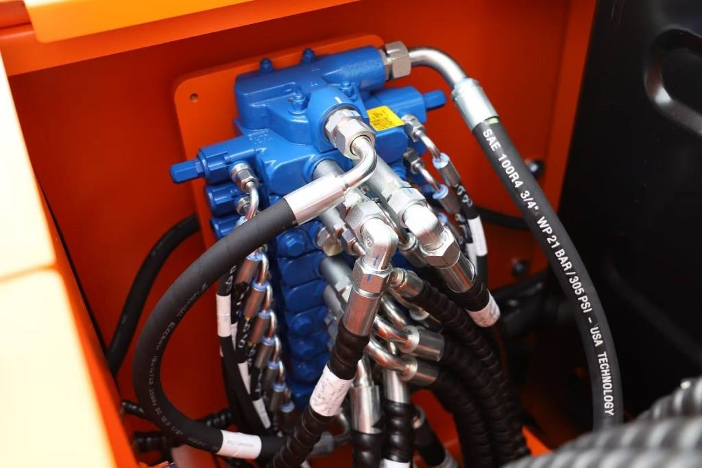 New Crawler excavator Lonking LG6075G4 100% brand new machine: picture 11 New Crawler excavator Lonking LG6075G4 100% brand new machine: picture 11