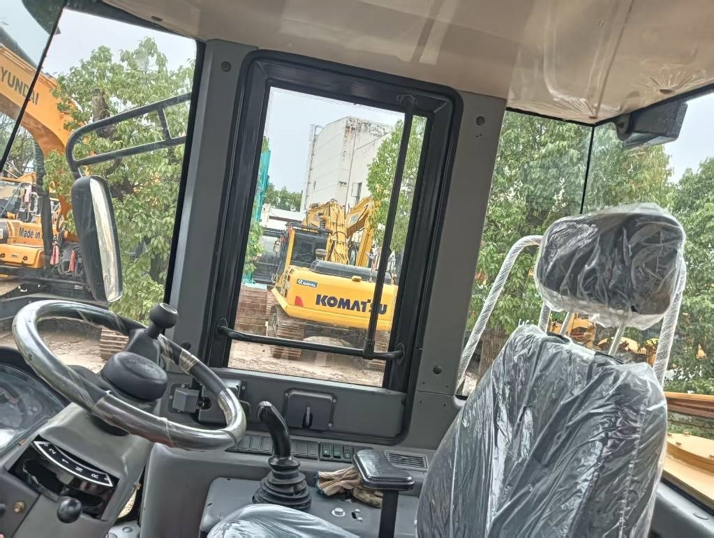 SDLG LG 956 L - Wheel loader: picture 5 SDLG LG 956 L - Wheel loader: picture 5