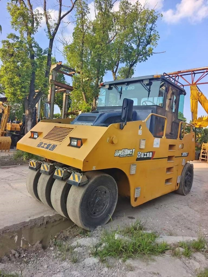 XCMG XP 263 - Pneumatic roller: picture 4 XCMG XP 263 - Pneumatic roller: picture 4