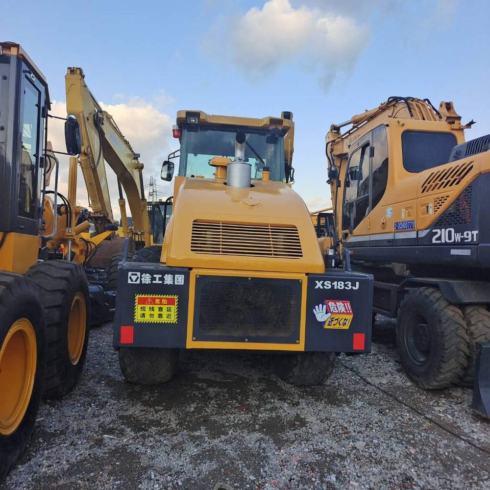 XCMG XS 183 J - Compactor: picture 3 XCMG XS 183 J - Compactor: picture 3