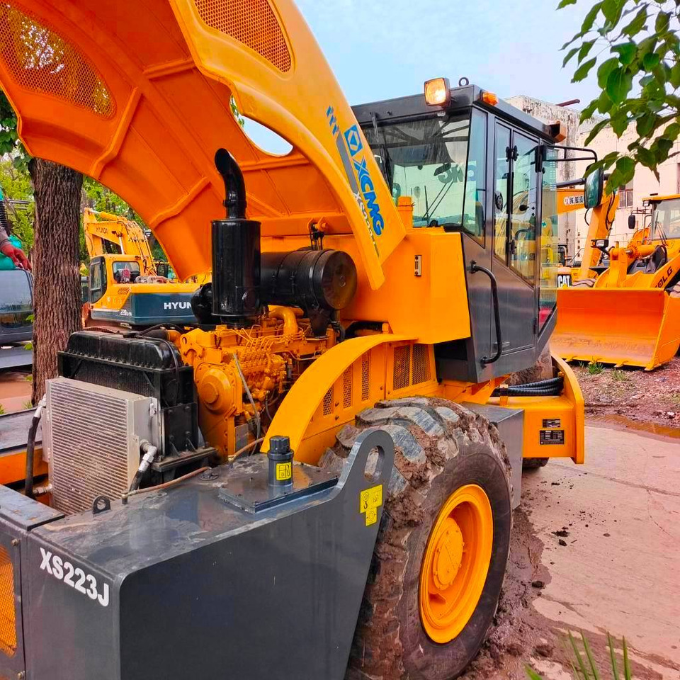 XCMG XS 223 J - Compactor: picture 1 XCMG XS 223 J - Compactor: picture 1
