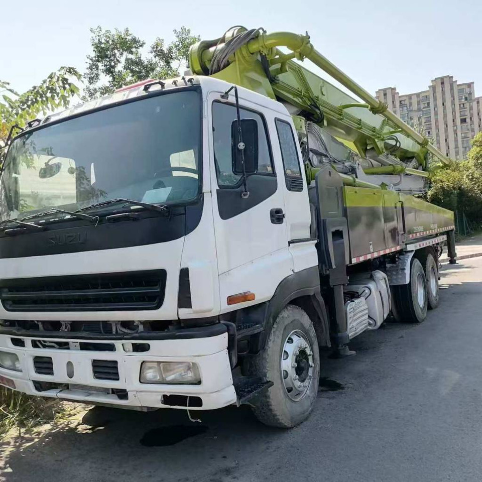 Zoomlion ZLJ5336THBSE - Concrete pump truck: picture 1 Zoomlion ZLJ5336THBSE - Concrete pump truck: picture 1