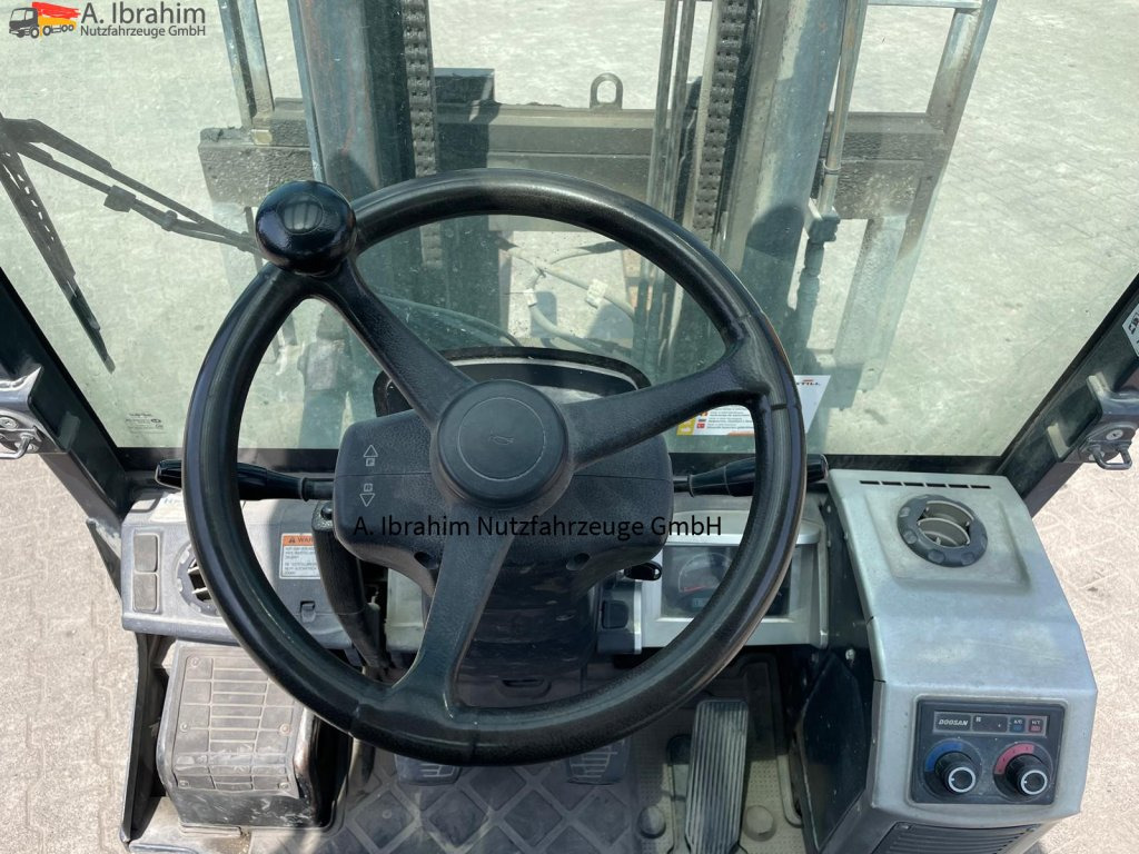 Doosan D30S-7 3000 Kg Tragkraft | 4350 mm Hubhöhe - Diesel forklift: picture 4 Doosan D30S-7 3000 Kg Tragkraft | 4350 mm Hubhöhe - Diesel forklift: picture 4