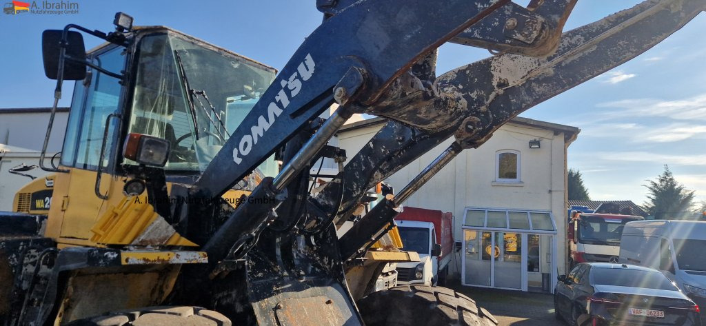 Wheel loader Komatsu WA 200 technisch ok. technische Wartung beim Komatsu Service: picture 7