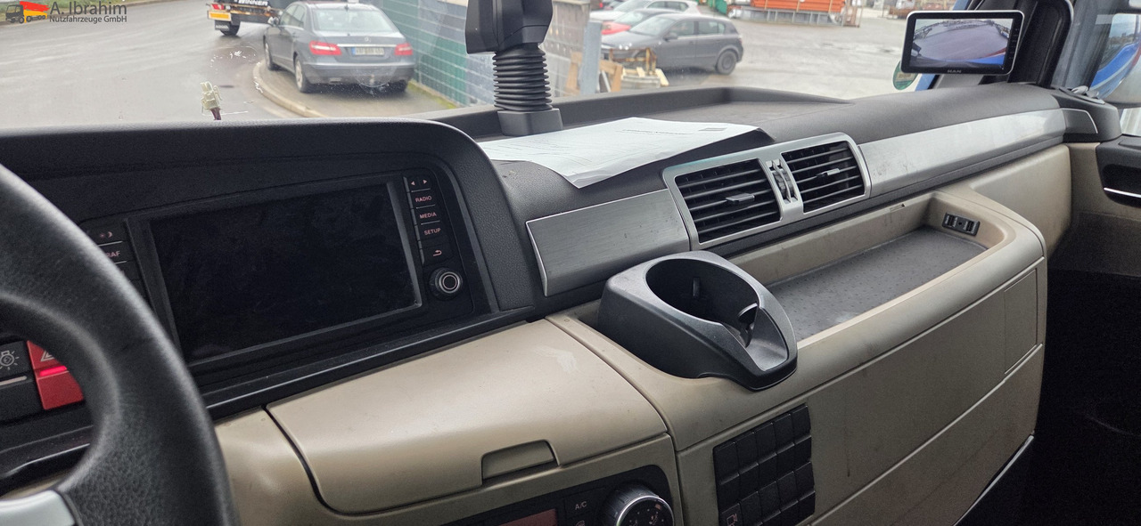 MAN TGX 26.460 BDF | 6x2 | Liftachse Retarder | 2xVorhanden | klima - Container transporter/ Swap body truck: picture 3 MAN TGX 26.460 BDF | 6x2 | Liftachse Retarder | 2xVorhanden | klima - Container transporter/ Swap body truck: picture 3