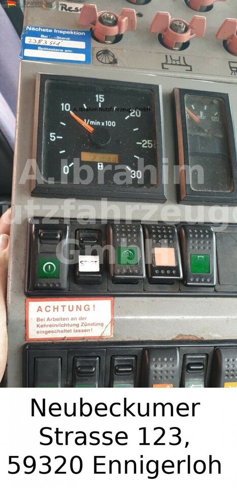 Road sweeper Mercedes-Benz 1823  DB 1823,Optifant 70, 3677 h Betriebsst., 2 Motors, 3 Pedals: picture 13