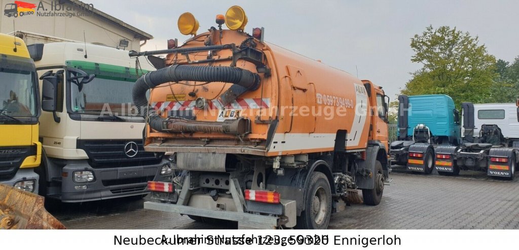 Road sweeper Mercedes-Benz 1823  DB 1823,Optifant 70, 3677 h Betriebsst., 2 Motors, 3 Pedals: picture 8