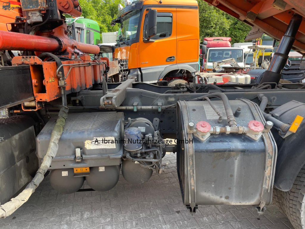 Mercedes-Benz 1836 Meiller 3-Seiten Kipper, Kran Atlas 125.2 A2 mit Funk FB - Tipper, Crane truck: picture 5 Mercedes-Benz 1836 Meiller 3-Seiten Kipper, Kran Atlas 125.2 A2 mit Funk FB - Tipper, Crane truck: picture 5