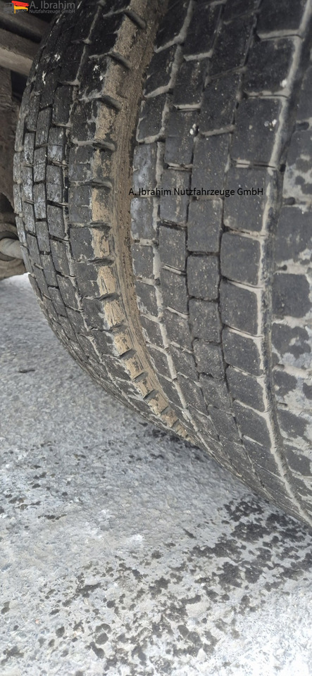 Mercedes-Benz 817 Möbelkoffer - Box van: picture 5 Mercedes-Benz 817 Möbelkoffer - Box van: picture 5