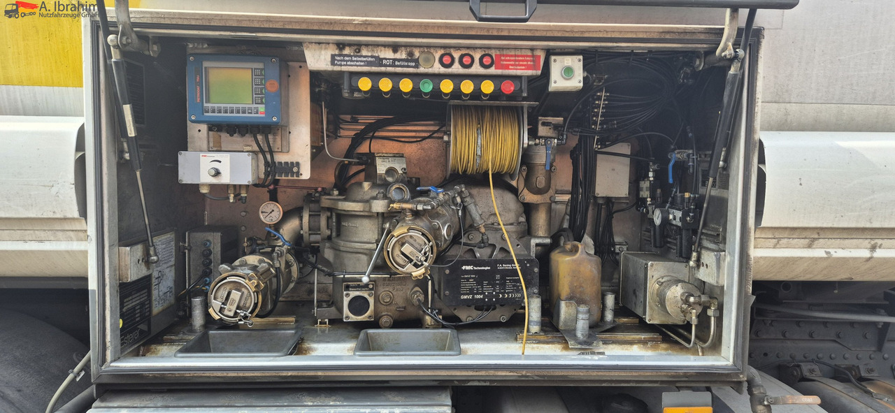 Mercedes-Benz Actros 2536 L 3 Kammern, 19500 L, mp3, Oben Unten Befüllung - Tank truck: picture 4 Mercedes-Benz Actros 2536 L 3 Kammern, 19500 L, mp3, Oben Unten Befüllung - Tank truck: picture 4