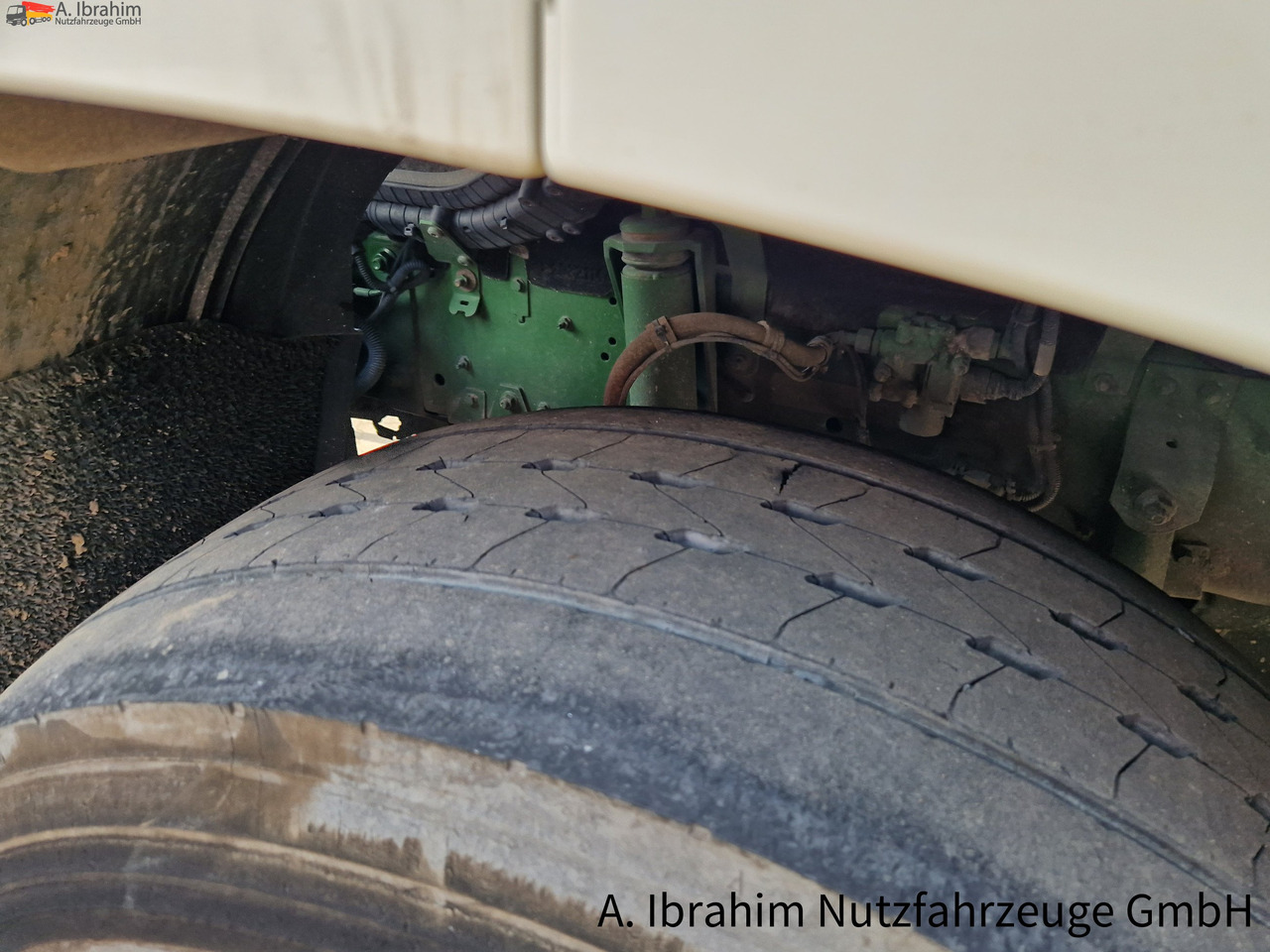 Daf CF 400 FT PTO für Kompressor Standklima, fehlerfrei - Tractor unit: picture 2 Daf CF 400 FT PTO für Kompressor Standklima, fehlerfrei - Tractor unit: picture 2