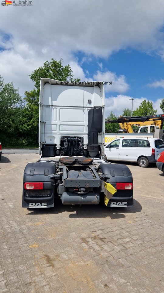 Tractor unit Daf XF460 Superspacecab, 2x Tank, Retarder: picture 13