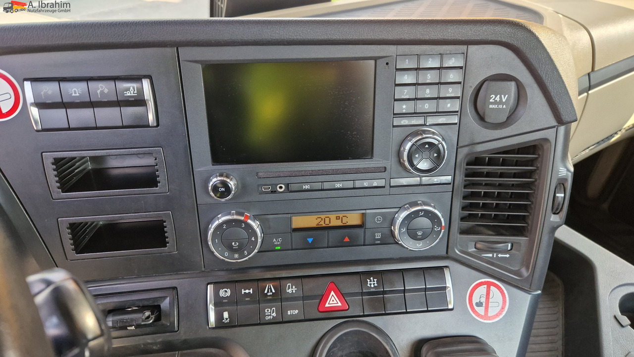 Mercedes-Benz 1840 Actros, 3x vorhanden, identisch - Tractor unit: picture 2 Mercedes-Benz 1840 Actros, 3x vorhanden, identisch - Tractor unit: picture 2