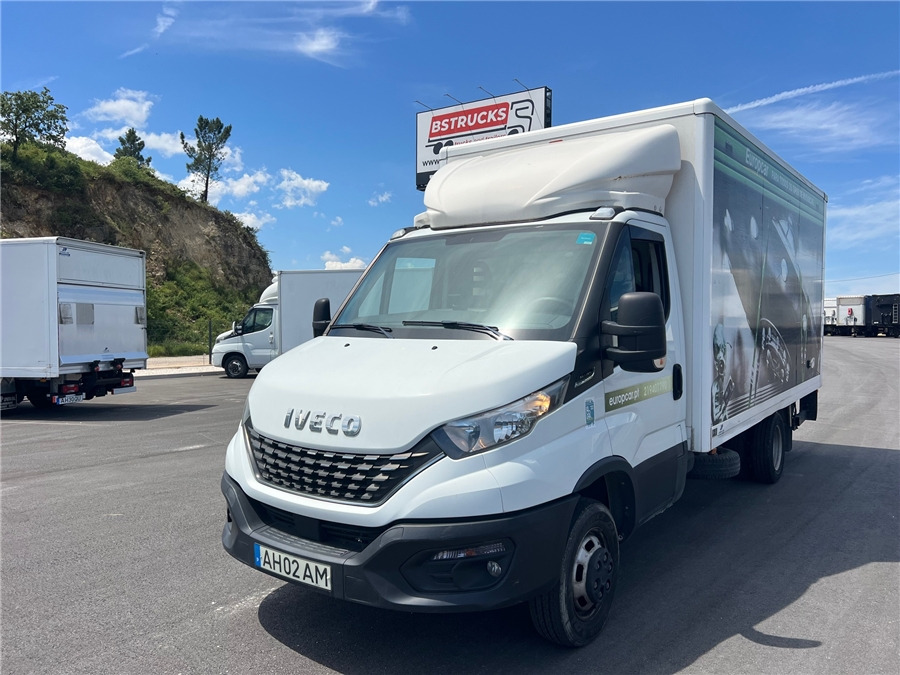 Iveco 35C16HA8 - Box van: picture 2 Iveco 35C16HA8 - Box van: picture 2
