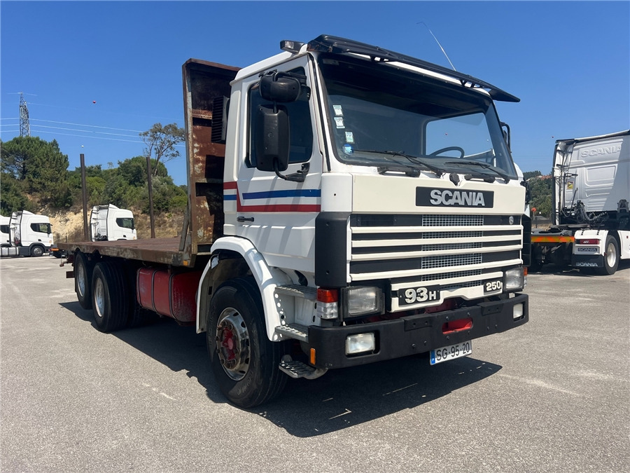 Scania 93h - Dropside/ Flatbed truck: picture 3 Scania 93h - Dropside/ Flatbed truck: picture 3