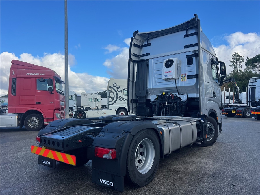 Iveco S-WAY 500 - Tractor unit: picture 4 Iveco S-WAY 500 - Tractor unit: picture 4