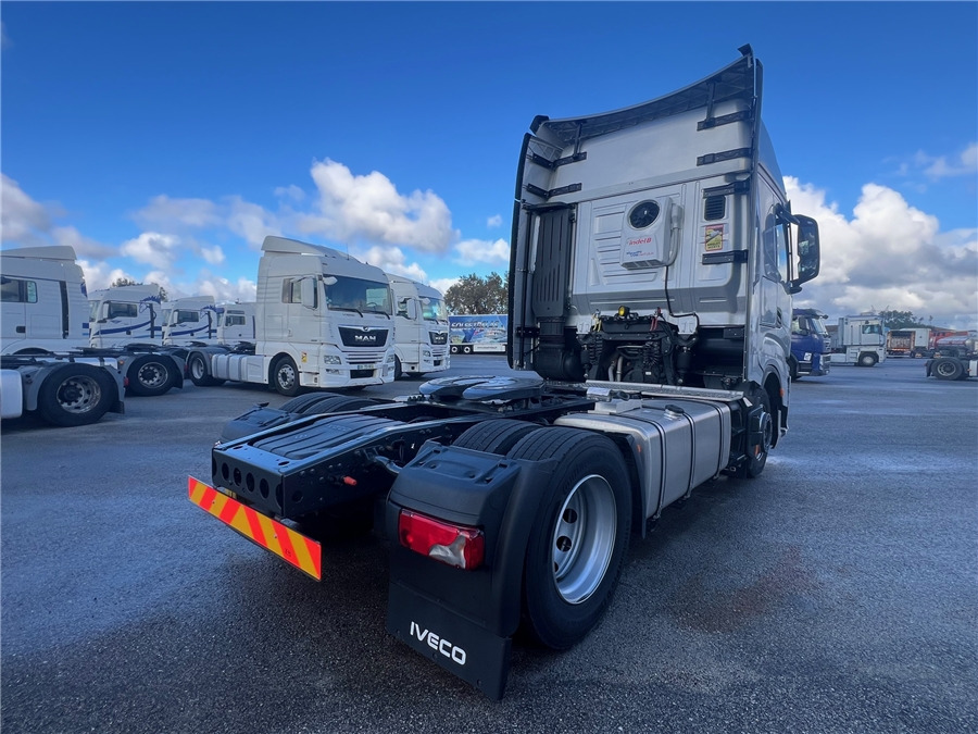 Iveco S-WAY 500 - Tractor unit: picture 4 Iveco S-WAY 500 - Tractor unit: picture 4