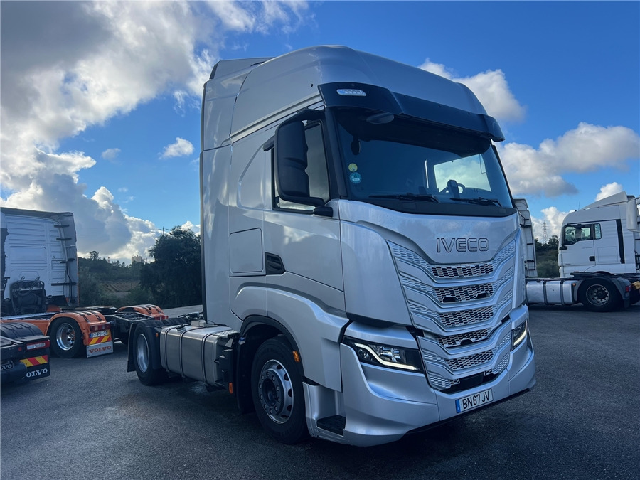 Iveco S-WAY 500 - Tractor unit: picture 3 Iveco S-WAY 500 - Tractor unit: picture 3