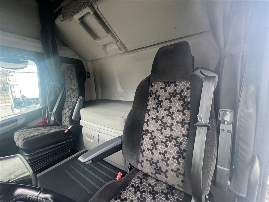 Tractor unit Scania R450 / RETARDER: picture 16