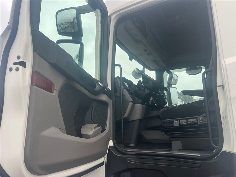 Tractor unit Scania R450 / RETARDER: picture 14