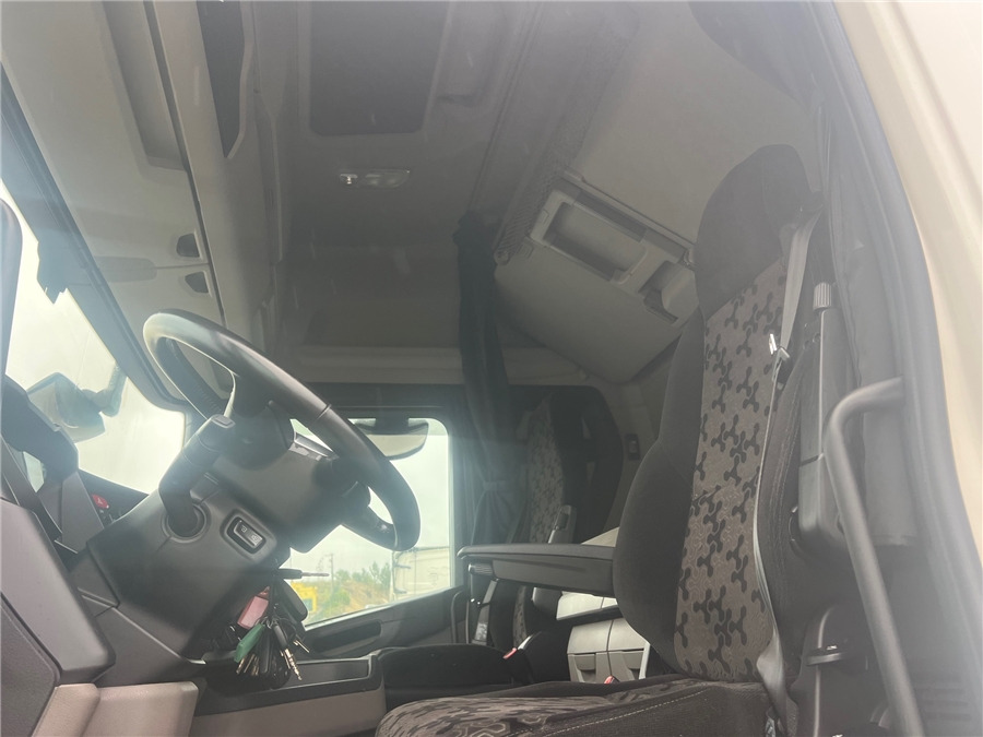 Tractor unit Scania R450 / RETARDER: picture 15