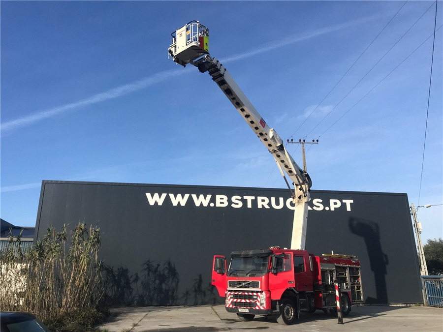 Volvo FM 340 FIRE TRUCK - Fire truck: picture 1 Volvo FM 340 FIRE TRUCK - Fire truck: picture 1