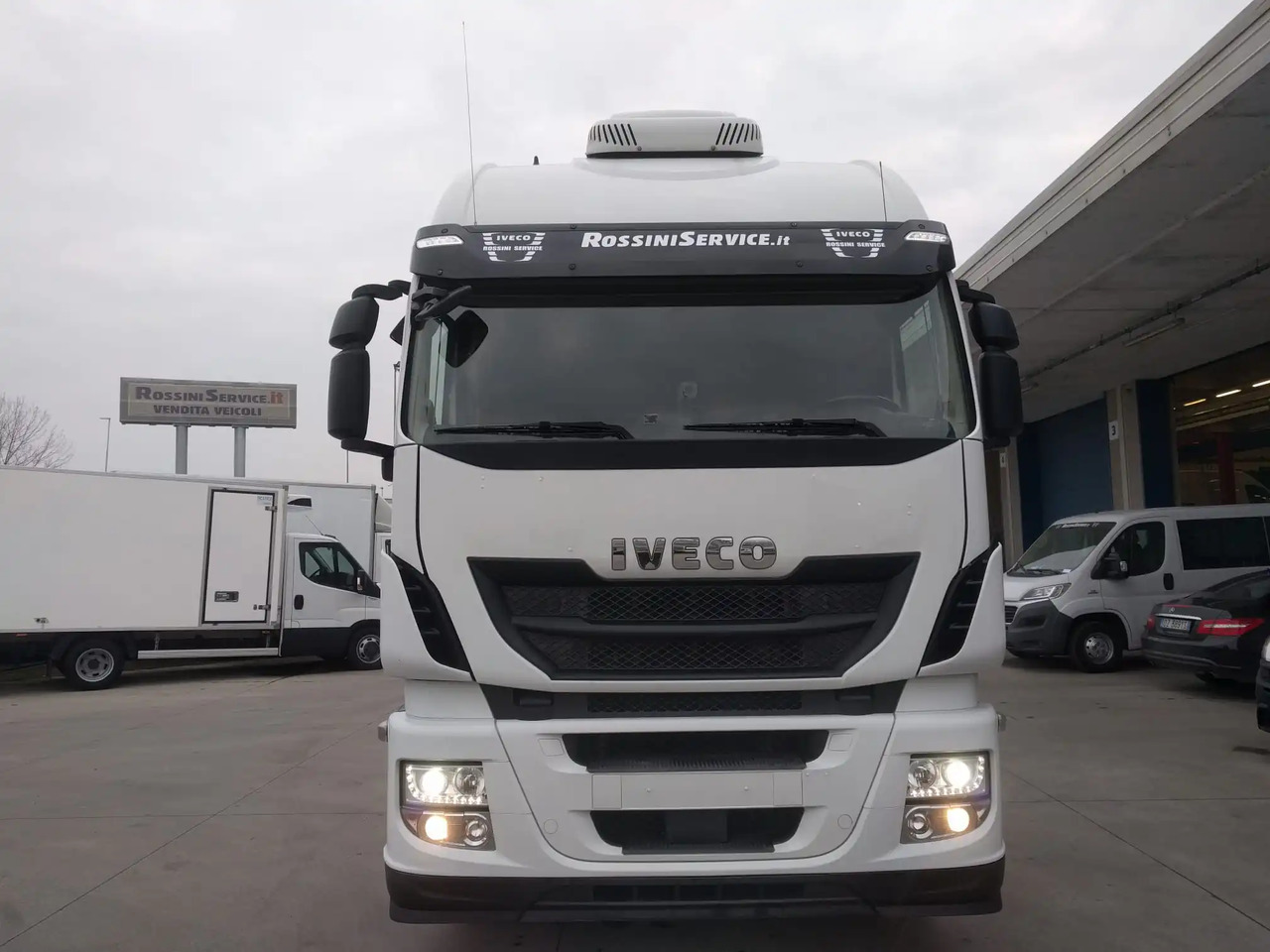 Iveco Stralis AS260S48 YFP E6 - Cab chassis truck: picture 1 Iveco Stralis AS260S48 YFP E6 - Cab chassis truck: picture 1