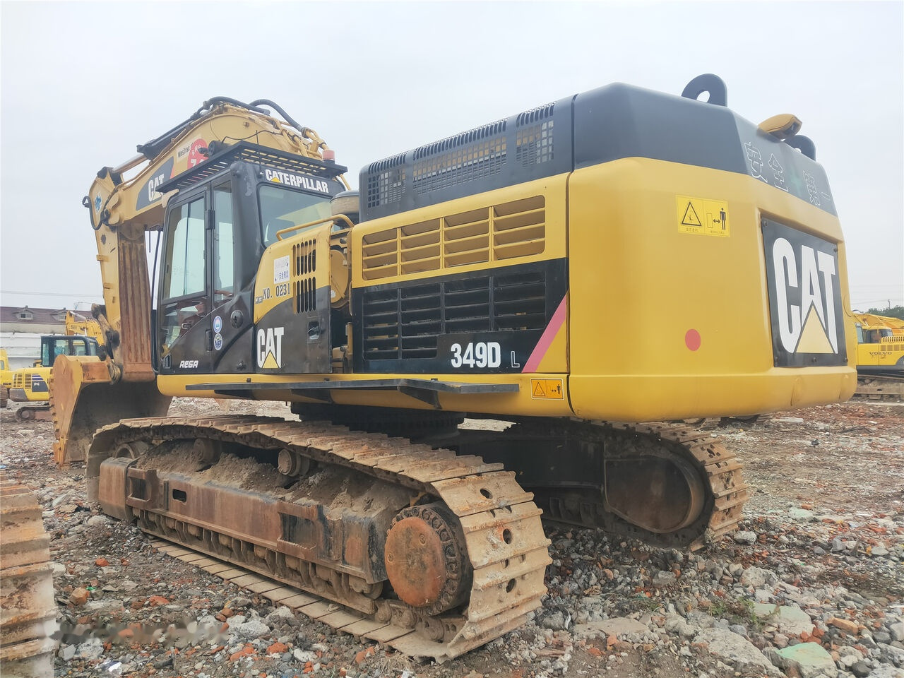 Crawler excavator Caterpillar 349DL: picture 7
