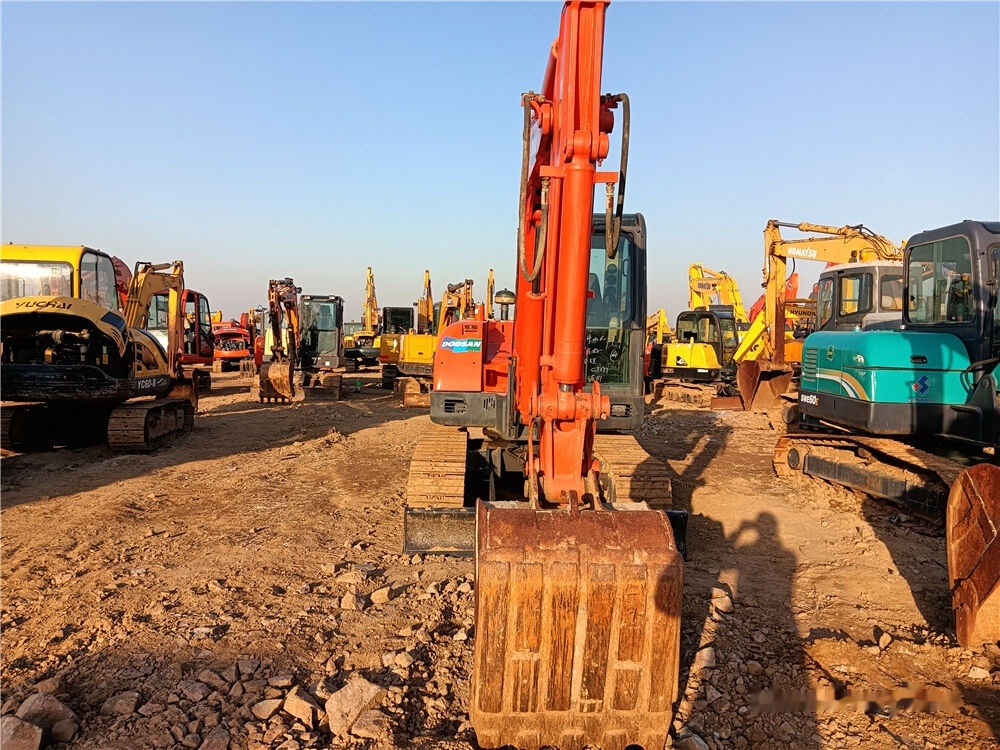 Doosan DH60-7 - Mini excavator: picture 3 Doosan DH60-7 - Mini excavator: picture 3
