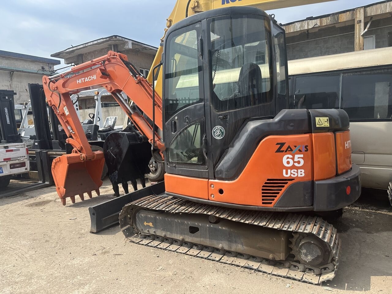 Hitachi ZX65 - Mini excavator: picture 5 Hitachi ZX65 - Mini excavator: picture 5