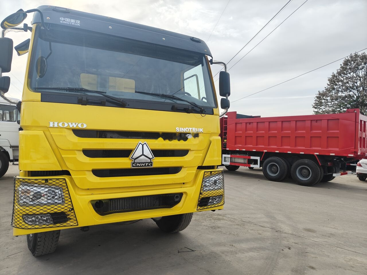 Tipper Howo 371 8*4: picture 6