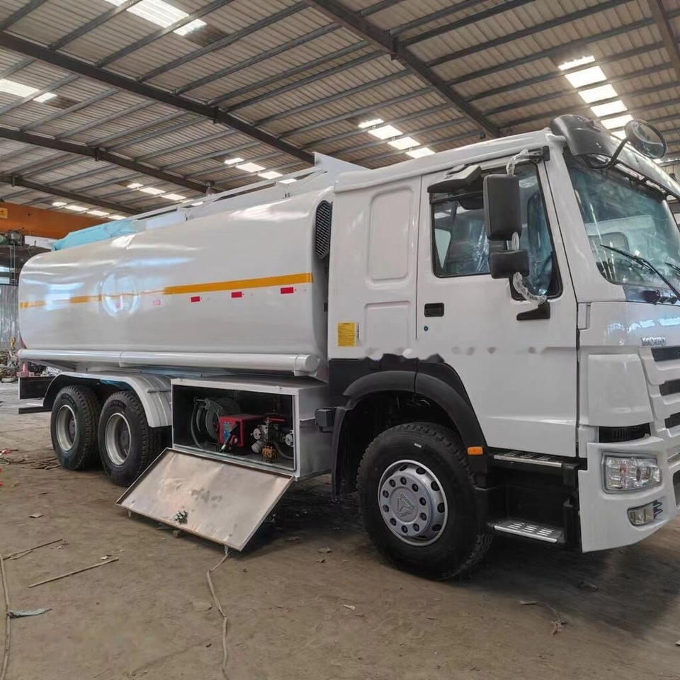 Howo 375 - Tank truck: picture 3 Howo 375 - Tank truck: picture 3