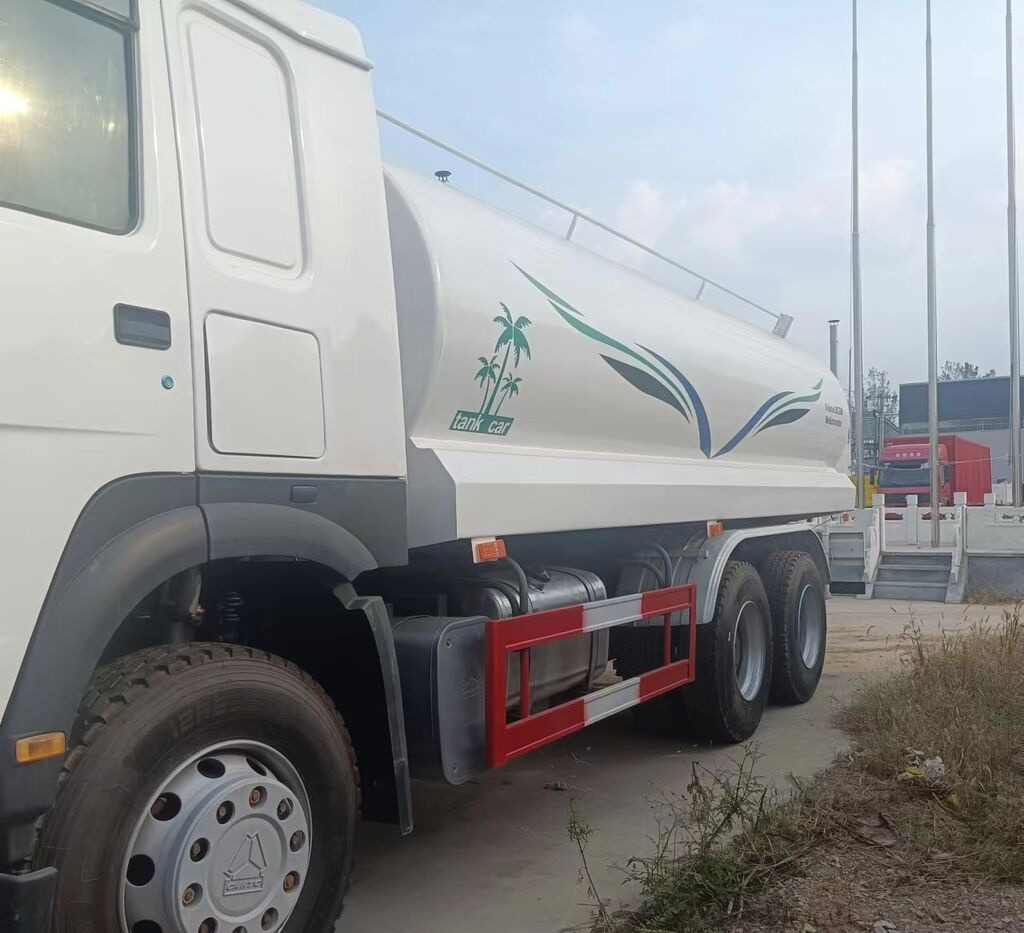 Sinotruk Howo 371 - Municipal/ Special vehicle: picture 5 Sinotruk Howo 371 - Municipal/ Special vehicle: picture 5