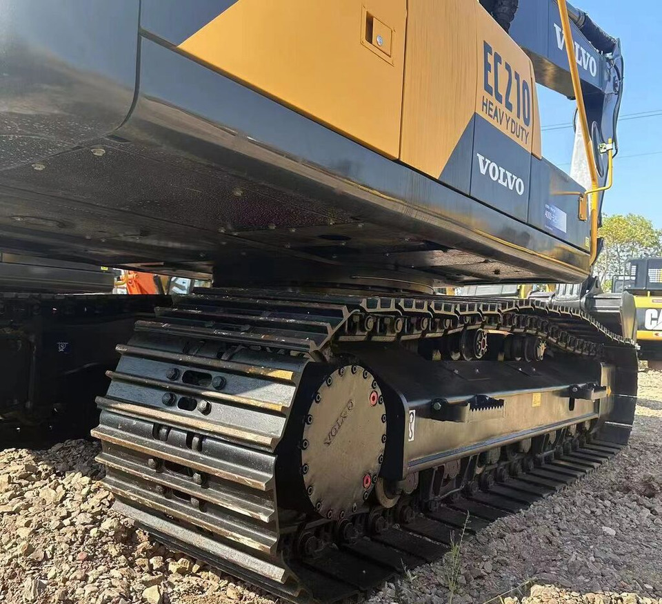 Volvo EC210 - Crawler excavator: picture 1 Volvo EC210 - Crawler excavator: picture 1