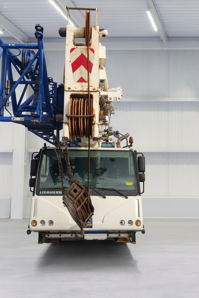 LIEBHERR LTM 1070 - Mobile crane: picture 1 LIEBHERR LTM 1070 - Mobile crane: picture 1