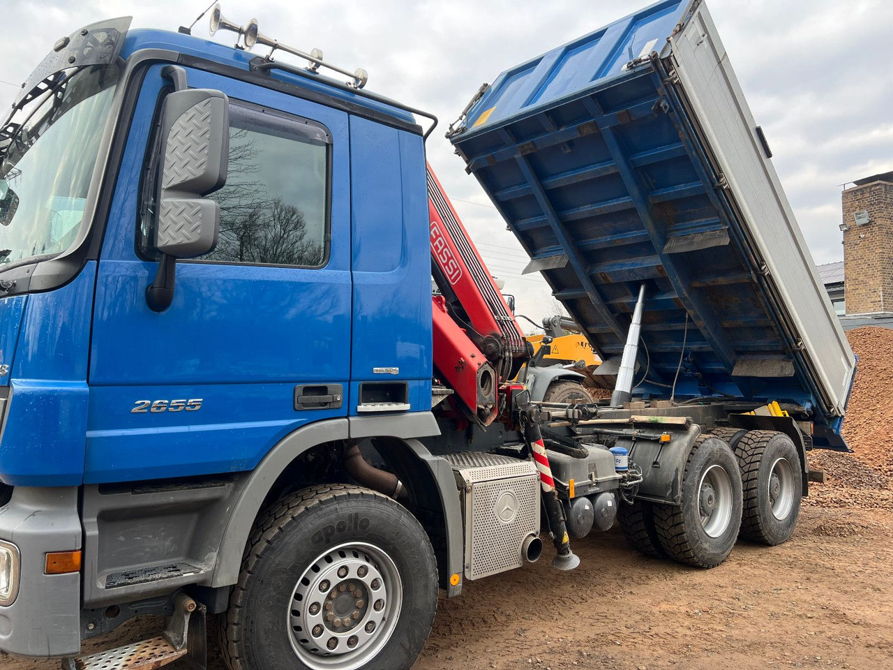 Mercedes-Benz 2655 TOP Mercedes-Benz 2655 TOP - Tipper, Crane truck: picture 1 Mercedes-Benz 2655 TOP Mercedes-Benz 2655 TOP - Tipper, Crane truck: picture 1