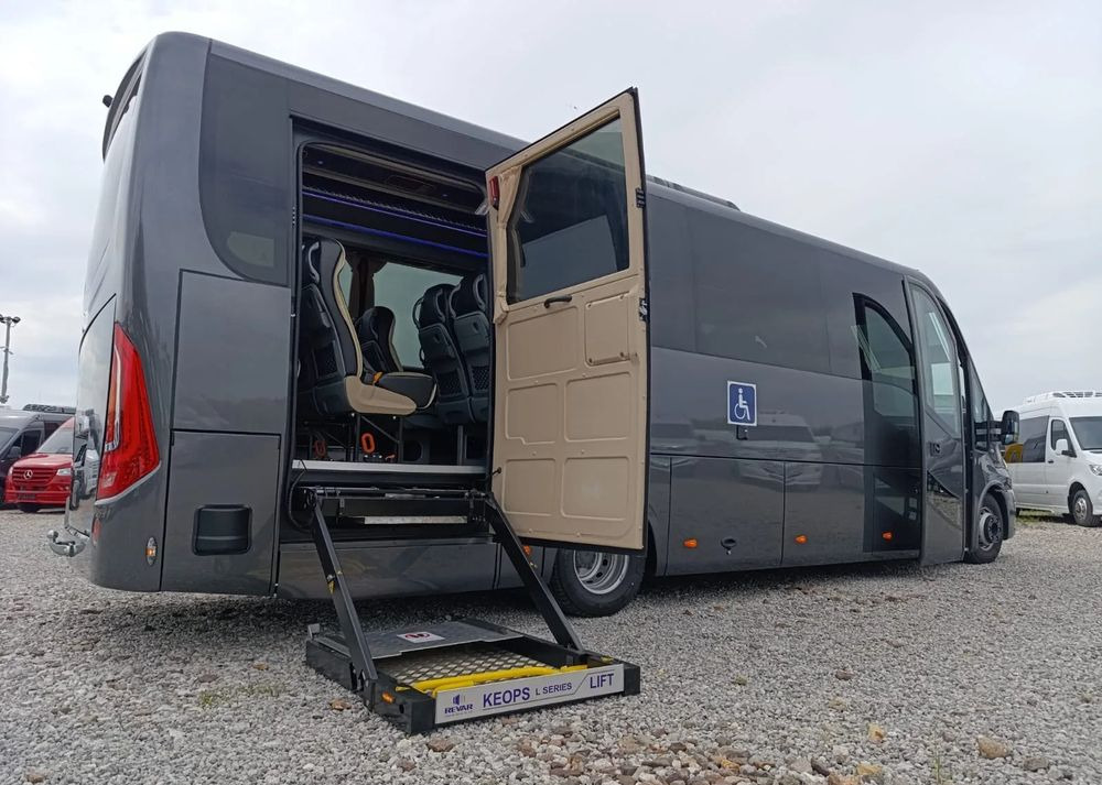 Iveco Mercus Daily 70C21 - Minibus, Passenger van: picture 1 Iveco Mercus Daily 70C21 - Minibus, Passenger van: picture 1