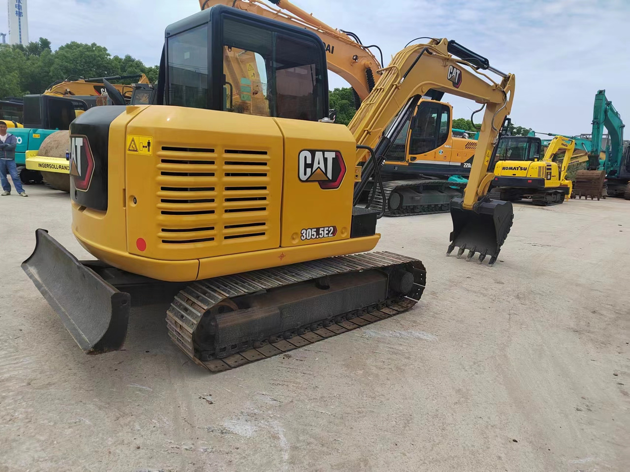 CAT CAT 305 CATERPILLAR 305.5E2 - Mini excavator: picture 2 CAT CAT 305 CATERPILLAR 305.5E2 - Mini excavator: picture 2
