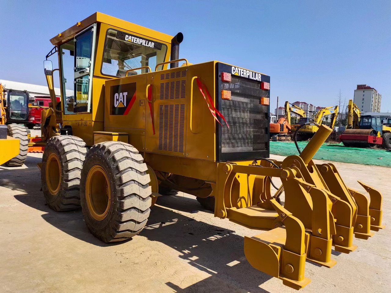 Grader CATERPILLAR 140K: picture 7
