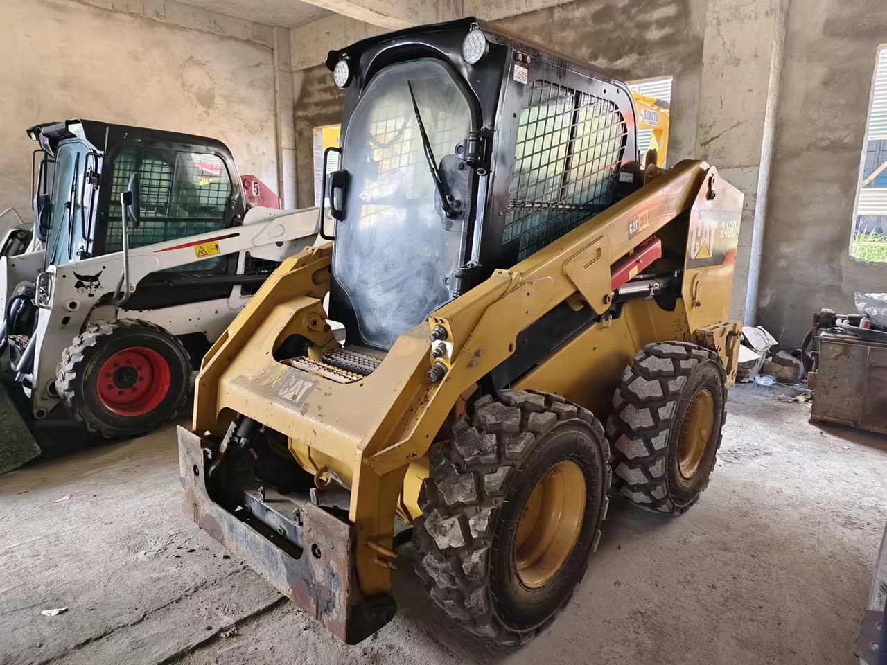 CATERPILLAR 246D - Skid steer loader: picture 4 CATERPILLAR 246D - Skid steer loader: picture 4
