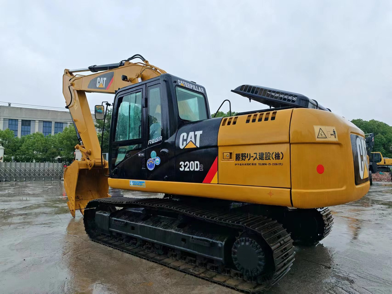 CATERPILLAR 320D2 CAT - Crawler excavator: picture 2 CATERPILLAR 320D2 CAT - Crawler excavator: picture 2