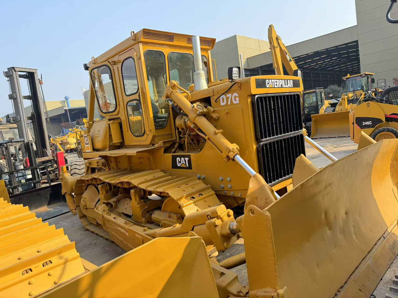 CATERPILLAR D7G - Bulldozer: picture 5 CATERPILLAR D7G - Bulldozer: picture 5