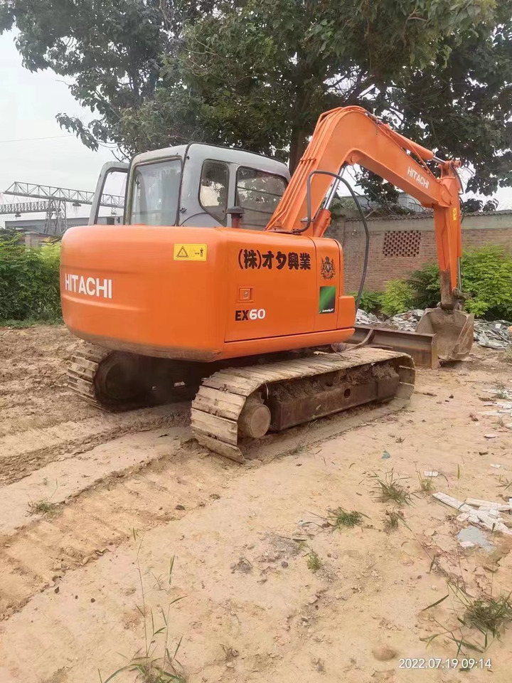 HITACHI EX60-5 - Mini excavator: picture 3 HITACHI EX60-5 - Mini excavator: picture 3