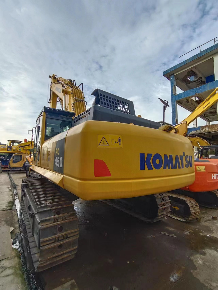 KOMATSU PC450-8 - Crawler excavator: picture 3 KOMATSU PC450-8 - Crawler excavator: picture 3